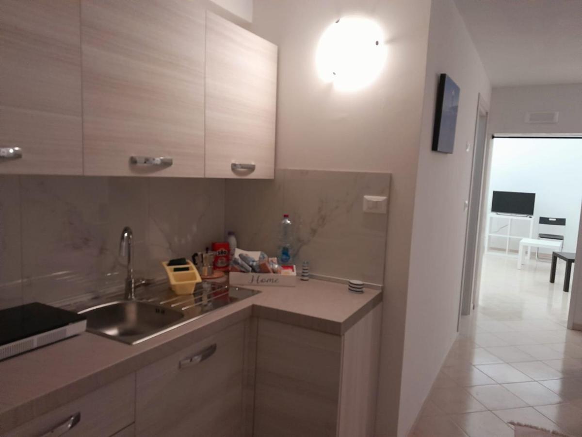 Di Fronzo Guest House A Triggiano Luaran gambar