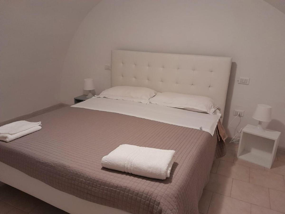 Di Fronzo Guest House A Triggiano Luaran gambar