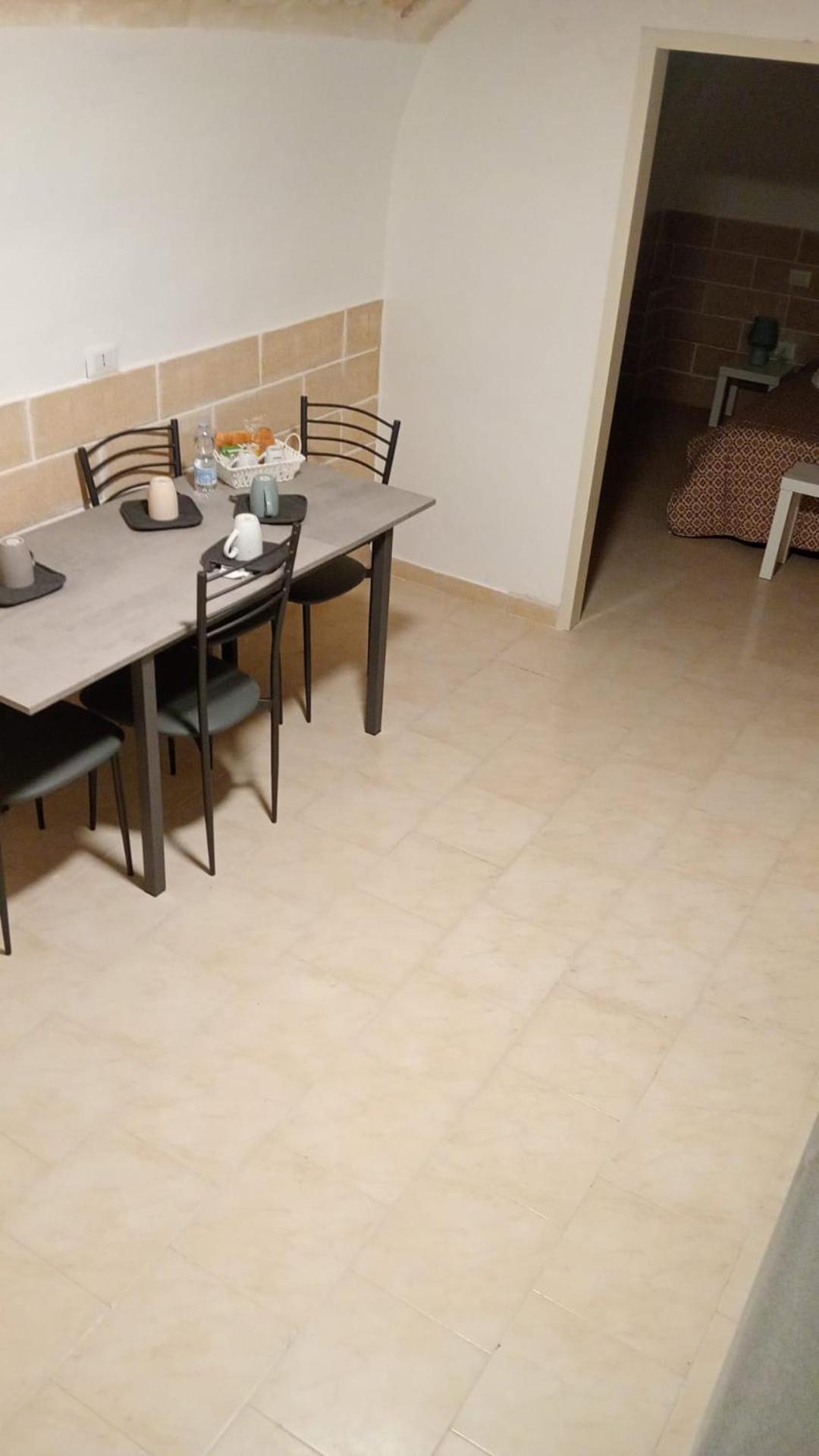 Di Fronzo Guest House A Triggiano Luaran gambar