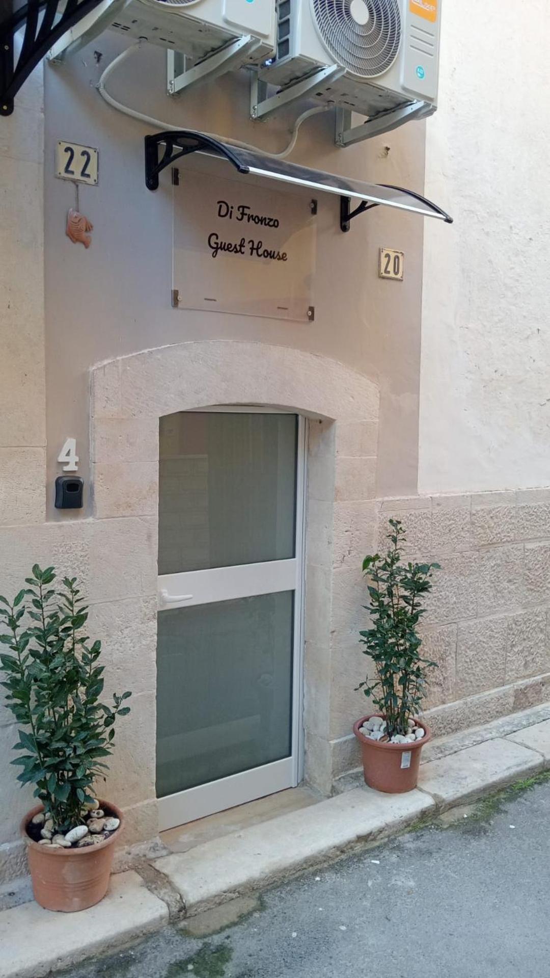 Di Fronzo Guest House A Triggiano Luaran gambar