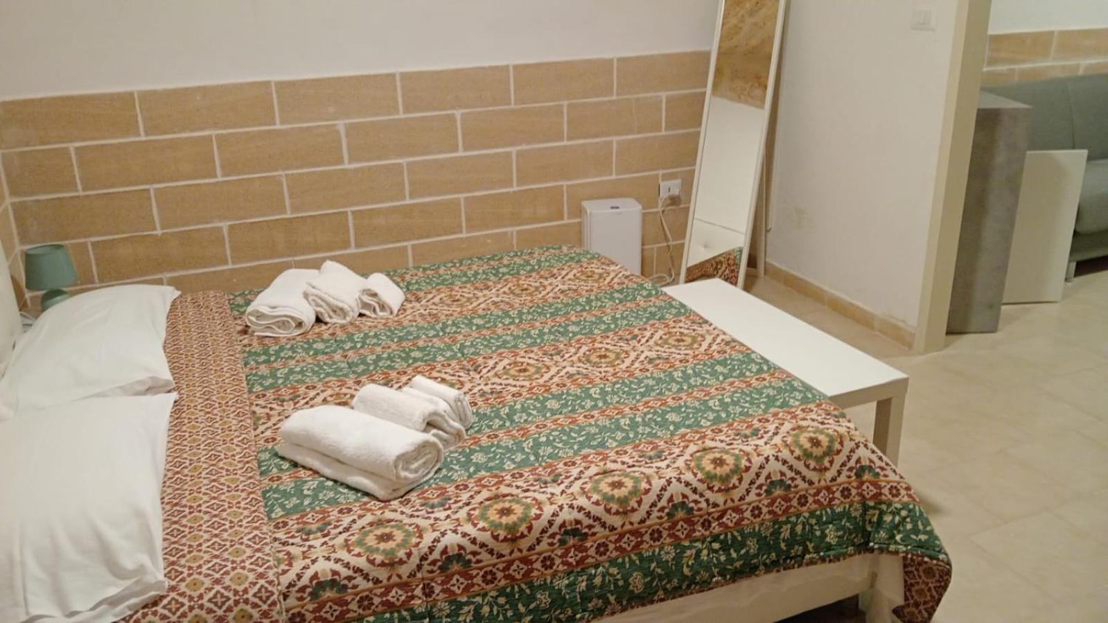 Di Fronzo Guest House A Triggiano Luaran gambar