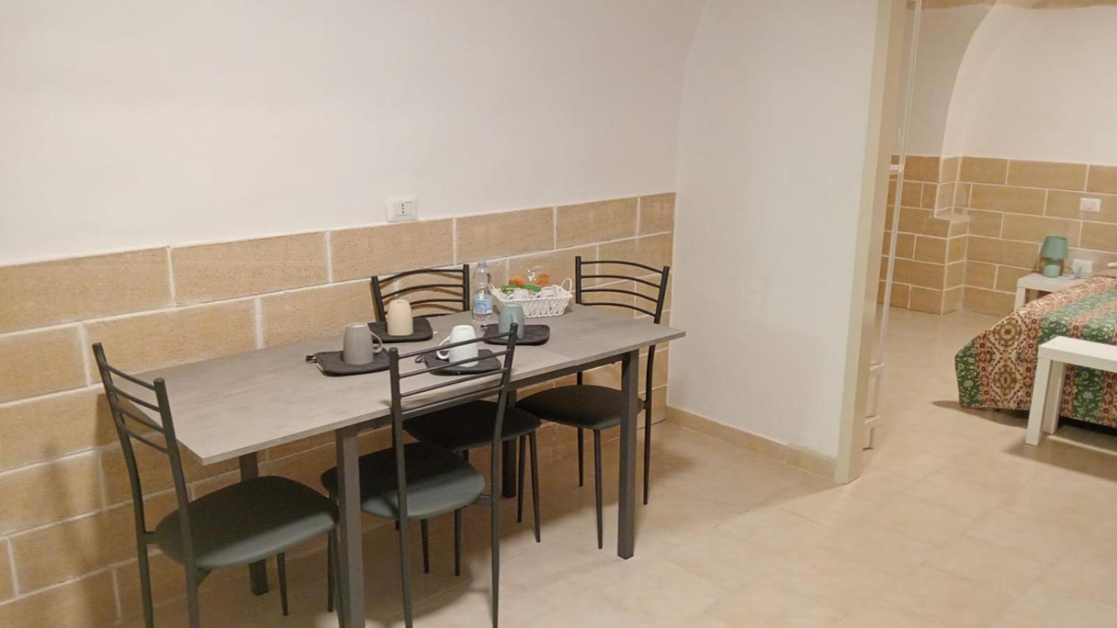 Di Fronzo Guest House A Triggiano Luaran gambar